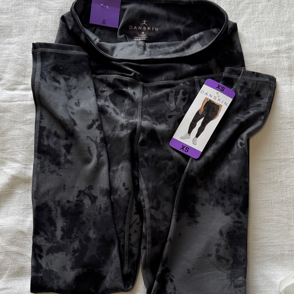 Danskin Charcoal Tie-Dye Leggings